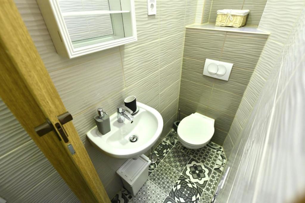 Cosy Flat In Kiraly Str, King Daire Budapeşte Dış mekan fotoğraf